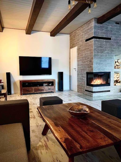 Vila Svistovka Stará Lesná Extérieur photo